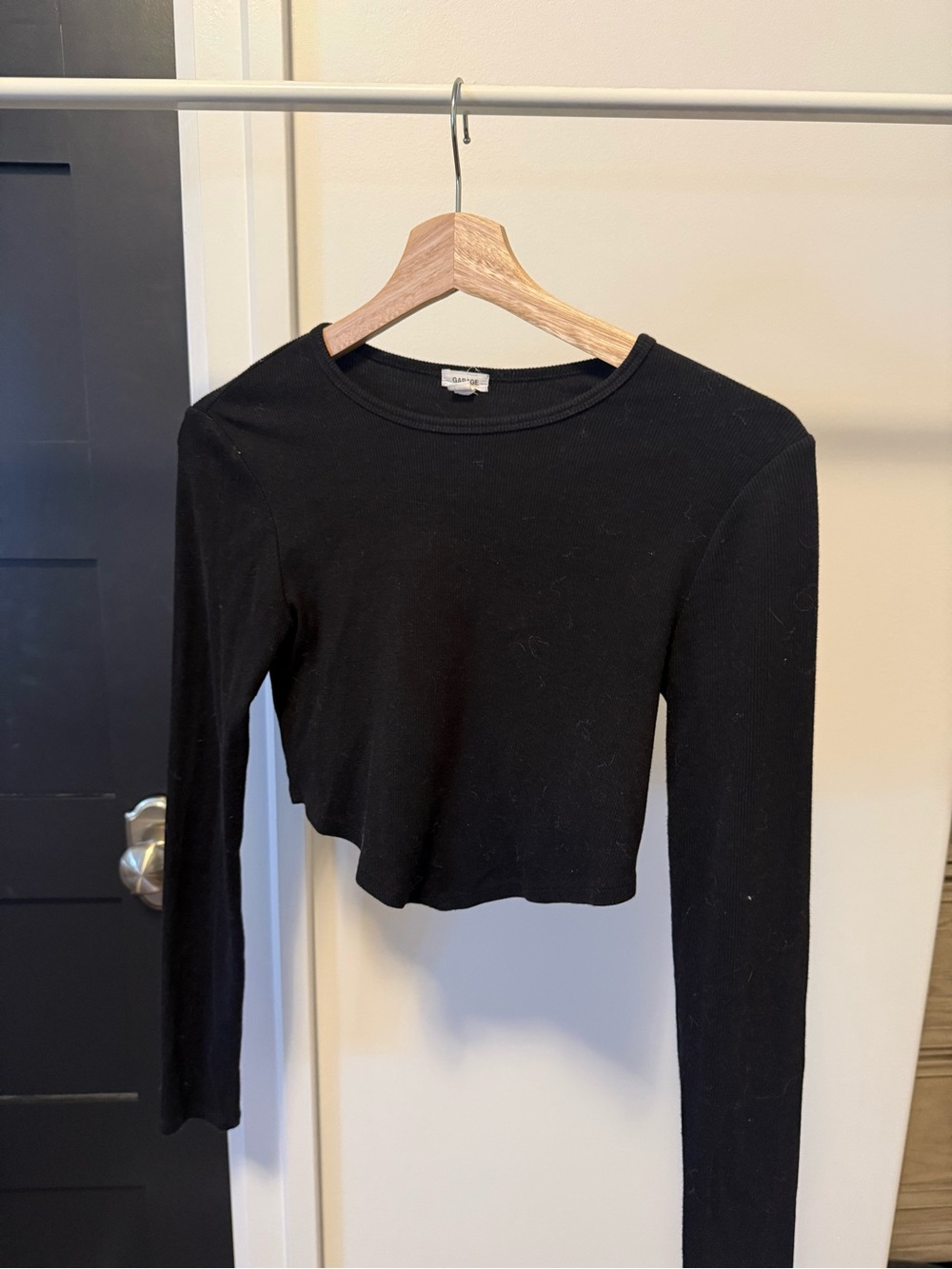 Garage Black Long-Sleeve Cropped Rib Top - Women